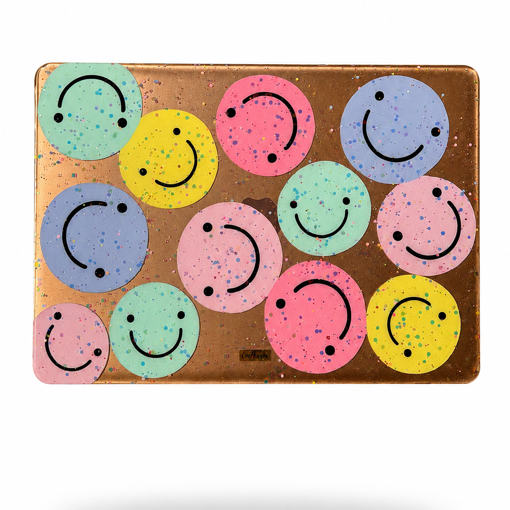 SMILEY MACBOOK