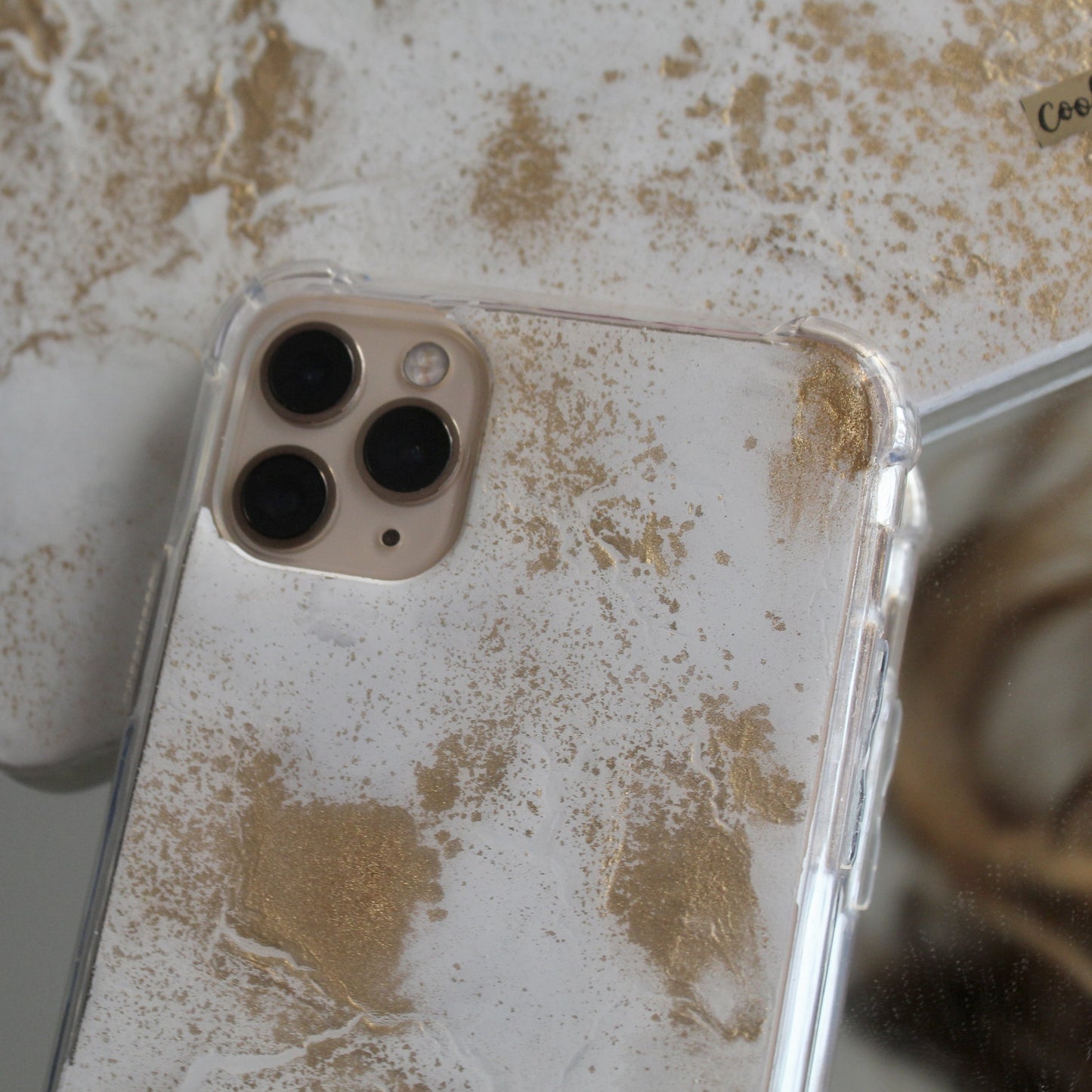 WHITE MARBLE